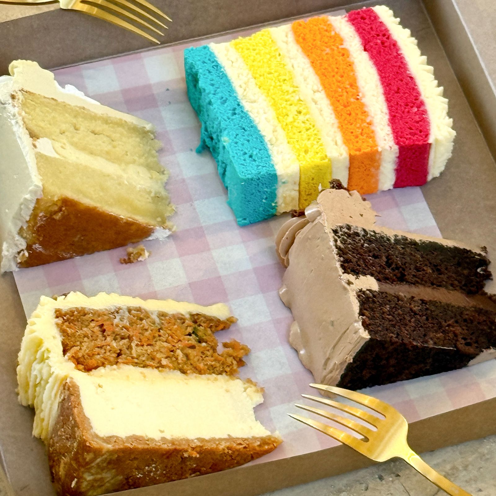 O,KOEK. Cake BOX (4 Slices)